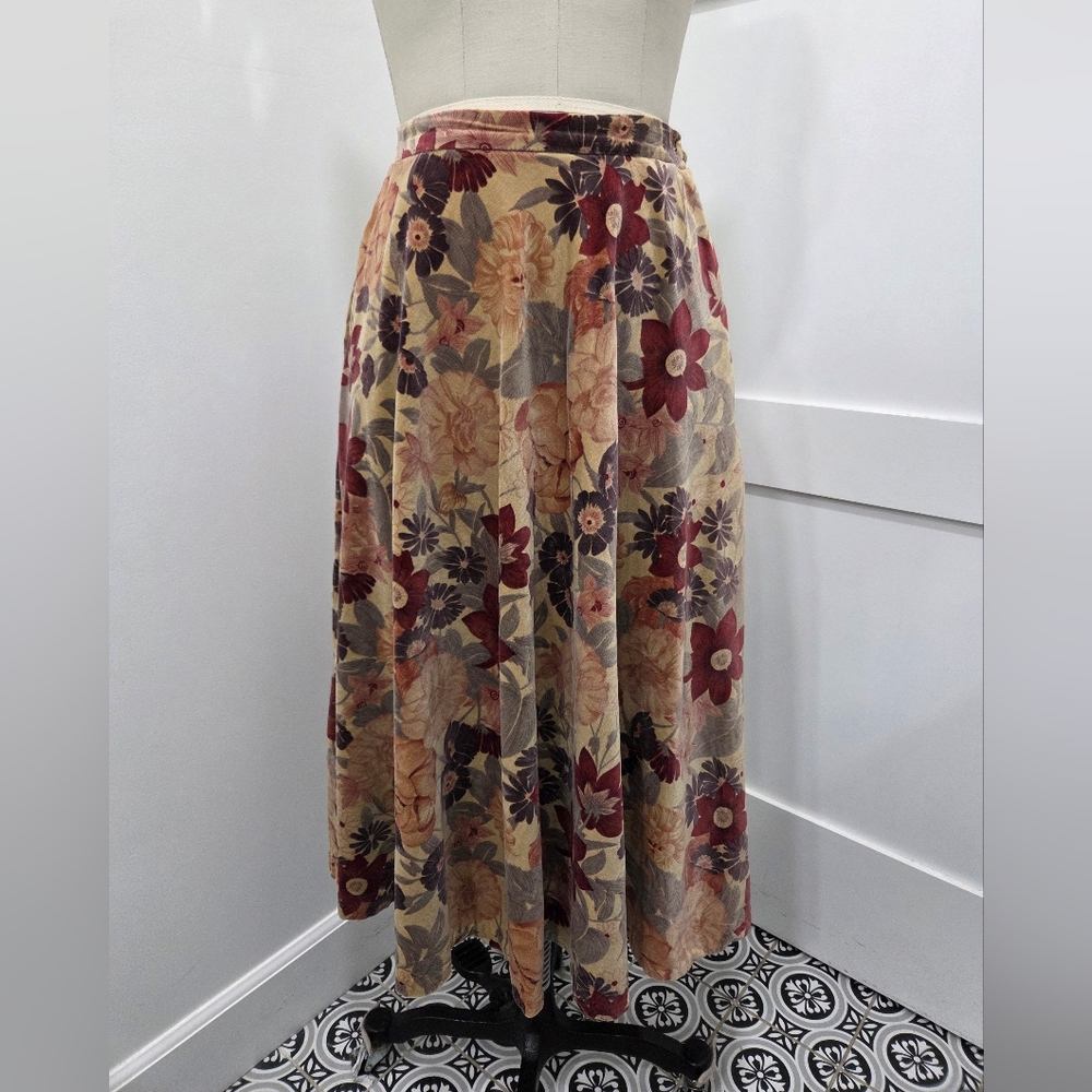 Vintage Campus Casuals Of California Velvet Floral Multicolor A-line Midi S/M